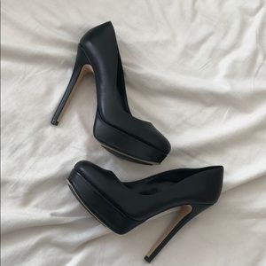 Black platform pumps 5.5” heel